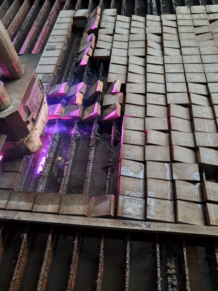 TOLES 1.4418 DECOUPAGE PLASMA EP.35 X4CrNiMo16 5 1 APX4 Z6CND16 05 01 Infinite Steels & Alloys