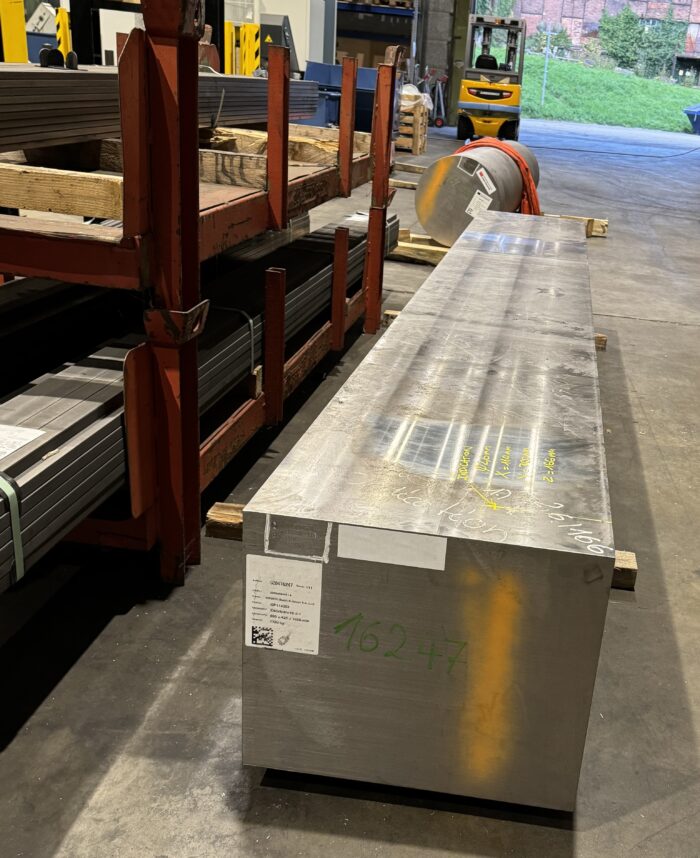 BLOC 1.4418 - X4CrNiMo16-5-1 - APX4 - Z6CND16-05-01 Infinite Steels & Alloys